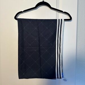Adidas Black & White Headscarf / Hijab